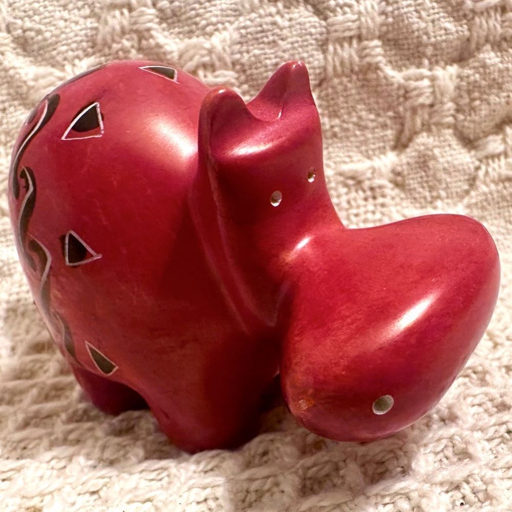 Hand-Carved Soapstone Hippo - Picture 5 of 11